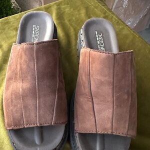 Skechers Tan Slide Sandals